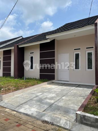 Flood-Free House Near Kp3b Office