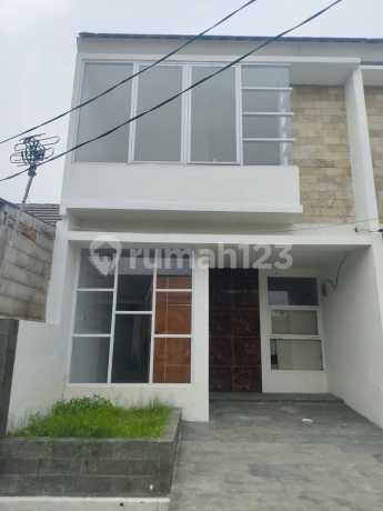 DIJUAL RUMAH MURAH OVER KREDIT MINIMALIS SIAP HUNI 2 LANTAI DI DHARMAWANGSA RESIDENCE BEKASI DIJUAL RUMAH MURAH OVER KREDIT MINIMALIS SIAP HUNI 2 LANTAI DI DHARMAWANGSA RESIDENCE BEKASI