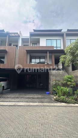 For Sale Luxury House in Exclusive Cluster The Zora BSD