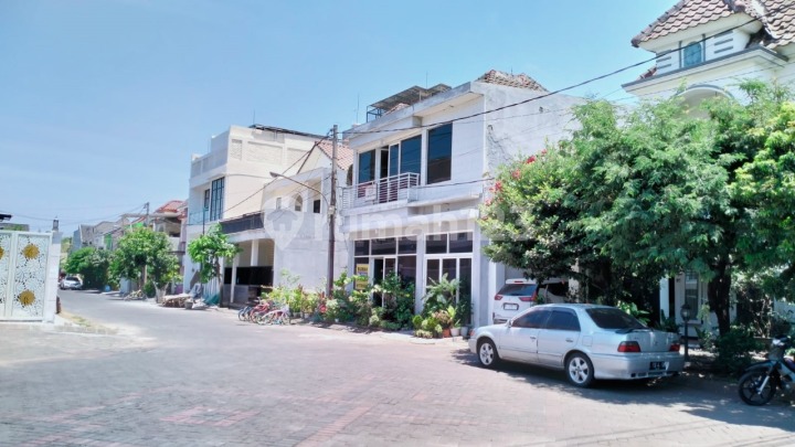 Dijual: Rumah Menakjubkan di Papyrus Regency, Waru Sidoarjo