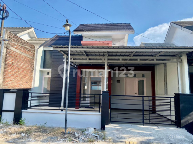 Rumah Luas Lokasi Strategis Suport KPR di Sidoarjo