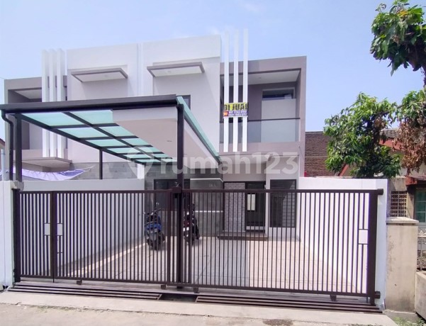 Rumah Baru Strategis Progres Bangun di Belakang Griya Arcamanik Bandung