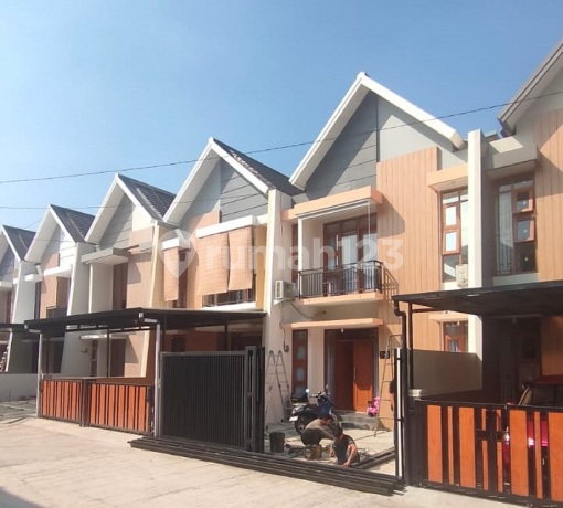 Rumah Baru di Cluster Komplek Margahayu Raya, Bandung Rumah Baru di Cluster Komplek Margahayu Raya, Bandung