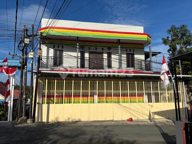 2 Ruko Gandeng Posisi Sudut Cantik Dan Rumah Tinggal Di Perusda