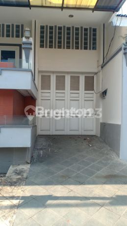 Rumah Kost 3 Lantai Plus Roof Top Dapet View Laut Dan Gunung Ungaran. Bebas Banjir. Nikmati Hunian Nyaman, Tenang Dan Asri Di Kawasan Semarang Atas. Perumahan Jangli Permai, Tembalang. Semarang Selatan Rumah Rumah Kost 3 Lantai Plus Roof Top Dapet View Laut Dan Gunung Ungaran. Bebas Banjir. Nikmati Hunian Nyaman, Tenang Dan Asri Di Kawasan Semarang Atas. Perumahan Jangli Permai, Tembalang. Semarang Selatan Rumah