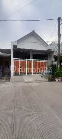 House Suitable for Business in Medang Lestari Near Gading Serpong