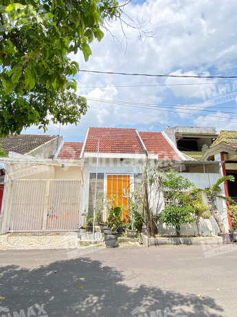 Rumah Minimalis Di Griya Shanta Malang