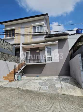 Rumah di Kota Bali Padalarang Dekat Stasiun Whoosh dan Mall Rumah di Kota Bali Padalarang Dekat Stasiun Whoosh dan Mall