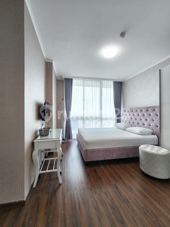 For Sale & For Rent Apartment Via Ciputra World Furnished Good Ready to Occupy