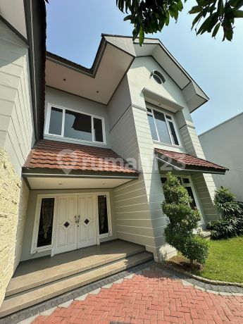 Turun Harga!!!! Dijual Rumah Bagus Terawat 2 Lantai Galaxy Bumi Permai Turun Harga!!!! Dijual Rumah Bagus Terawat 2 Lantai Galaxy Bumi Permai