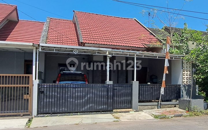 Rumah Dijual di Antapani Lokasi dkt Ke Setra Dago Bandung