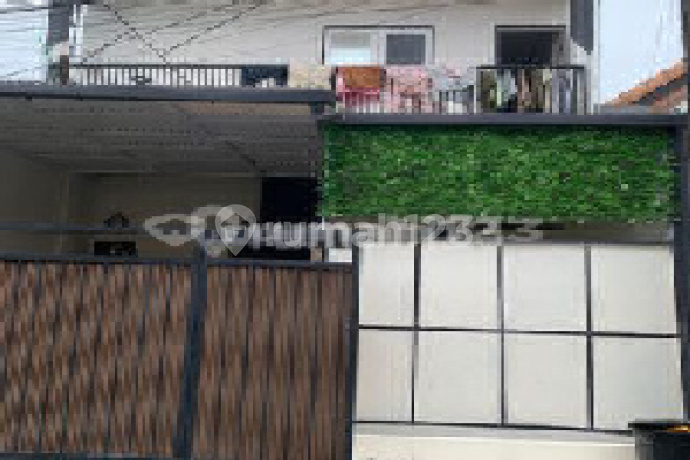 A House With A Neat Environment In Jimbaran A House With A Neat Environment In Jimbaran