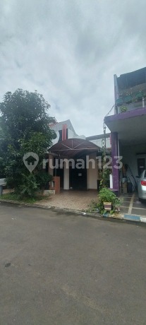 Rumah Dalam Cluster Fedora Graha Raya Bintaro