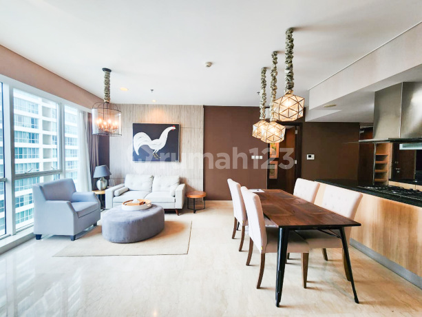 For Rent Setiabudi Sky Garden 3 Bedroom Converted to 2 Bedroom Middle Floor