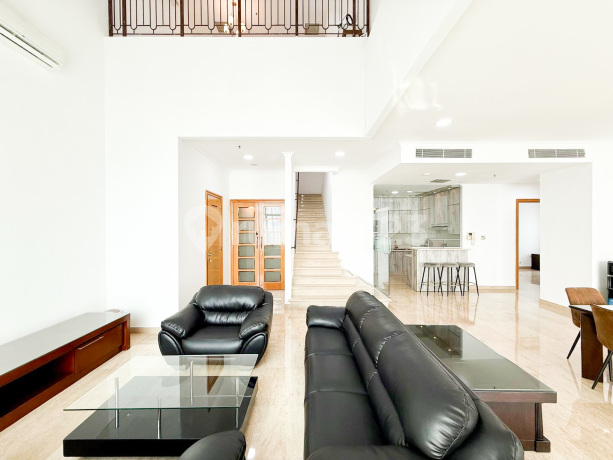 For Rent Senayan Residences Type Loft 4+1 Bedrooms High Floor