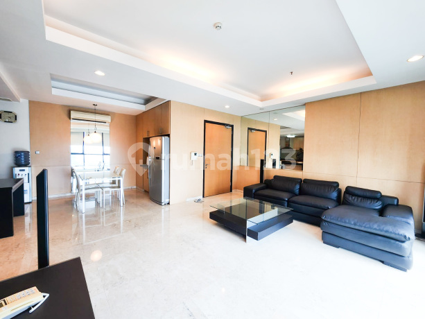 BEST DEALL!! For Sale Setiabudi Residences 3 Bedrooms Middle Floor BEST DEALL!! For Sale Setiabudi Residences 3 Bedrooms Middle Floor