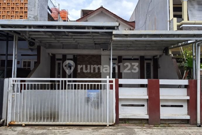 Jual Cepat Rumah Terawat Lingkungan Nyaman Tenang di Antapani Jual Cepat Rumah Terawat Lingkungan Nyaman Tenang di Antapani
