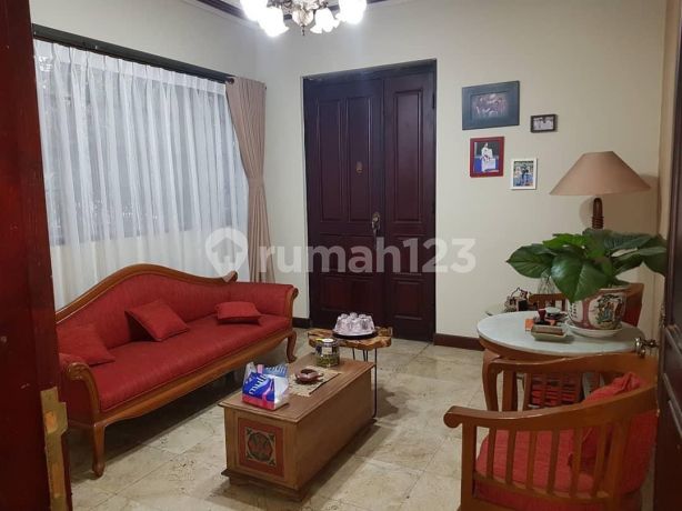 Dijual Rumah Besar – Salendro, Sayap Buahbatu - Turangga
