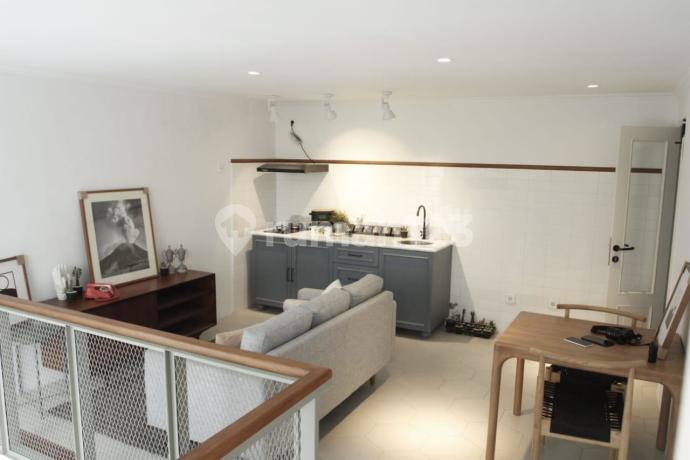 Rumah Bagus Furnished tersedia 2 unit di Dago Giri, Bandung Rumah Bagus Furnished tersedia 2 unit di Dago Giri, Bandung