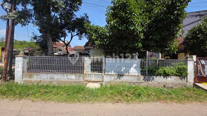 Rumah lokasi Kencana Rancaekek Bandung dengan Tanah Luas didalam perumahan dekat stasiun KA Rumah lokasi Kencana Rancaekek Bandung dengan Tanah Luas didalam perumahan dekat stasiun KA