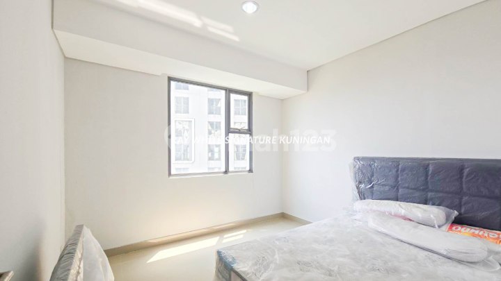 Dijual Apartemen The Royal Olive 2 BR High-floor Harga Menarik di Pejaten