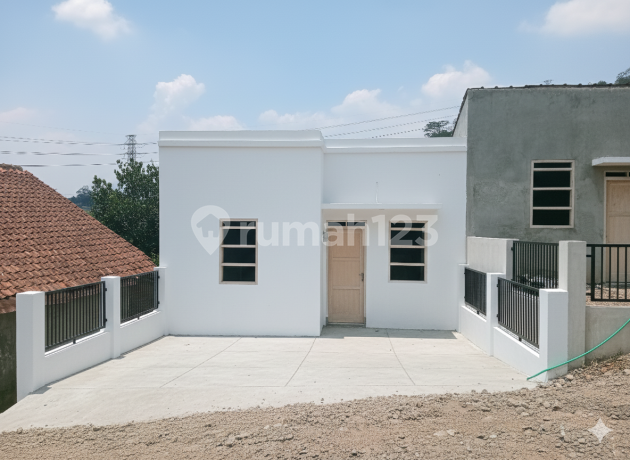 Rumah Di Jl. Raya Soreang-cipatik No. 88, Kopo, Kutawaringin Rumah Di Jl. Raya Soreang-cipatik No. 88, Kopo, Kutawaringin