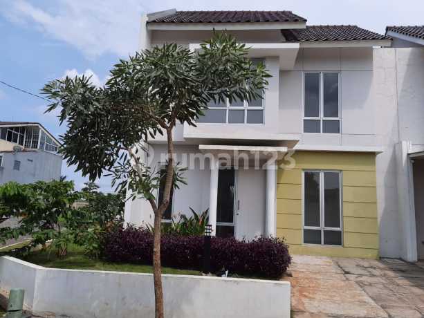 Dijual Cepat Rumah Hoek Cluster Amalfi Village Gading Serpong 