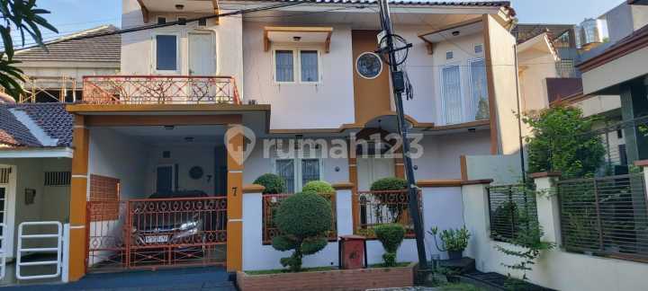 Dijual Rumah Bagus Siap Huni di Malaka Country Estate, Jakarta Timur Dijual Rumah Bagus Siap Huni di Malaka Country Estate, Jakarta Timur
