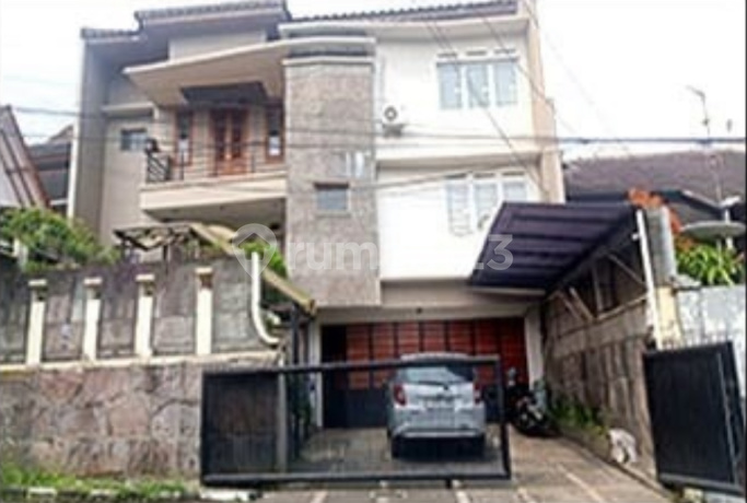 Di Jual Rumah Tinggal Mewah Jl. Tirta Sari, Sarijadi – Bandung Di Jual Rumah Tinggal Mewah Jl. Tirta Sari, Sarijadi – Bandung