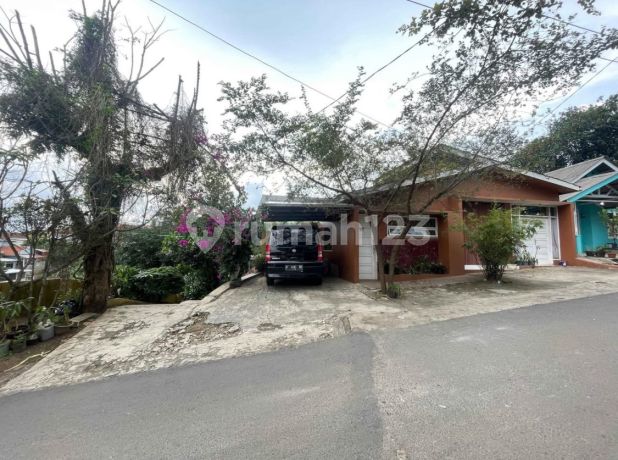 Dijual Rumah Split Level – Islamic Center Raya, Bandung