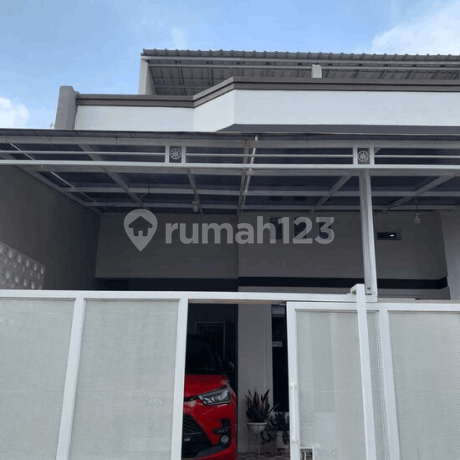 Two-Story Expandable House in Taman Narogong Indah S8811
