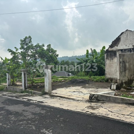 Tanah Strategis Siap Pakai 2 Kavling di Jalan Perum Jangli Permai Tanah Strategis Siap Pakai 2 Kavling di Jalan Perum Jangli Permai