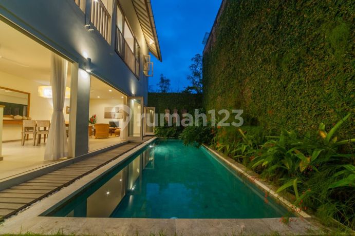 Villa in Taman Griya Jimbaran Bali near By Pass Ngurah Rai