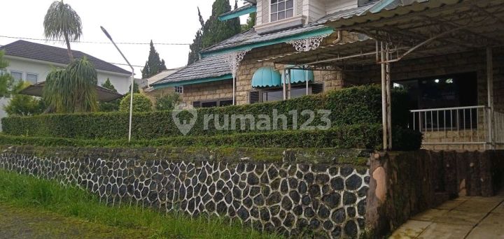 For Sale Villa Green Apple Puncak Cipanas