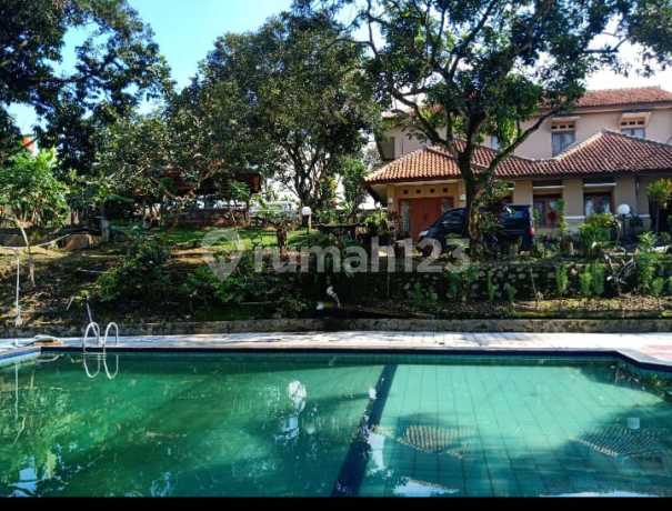 Dijual Rumah Villa Halaman Luas Lingkungan Asri Sejuk Bebas Banjir Aman