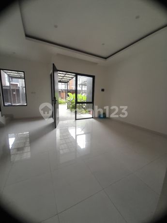 Rumah Baru Modern di Cluster Elite Caringin Kota Bandung