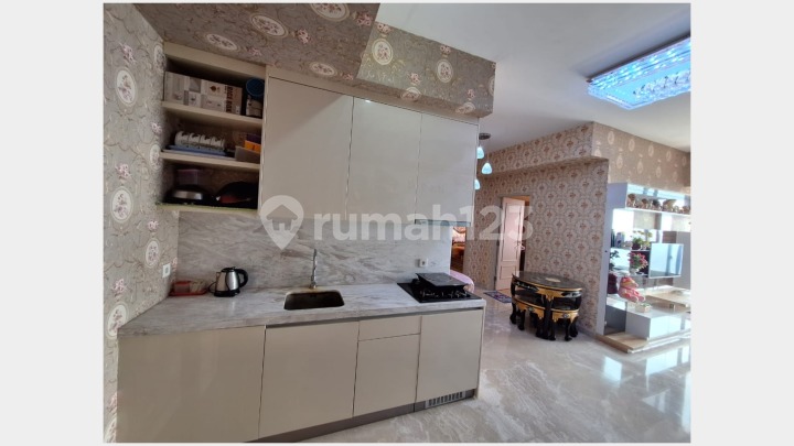 The Peak @ Tunjungan Plaza 5 - 2-bedroom fully furnished apartment