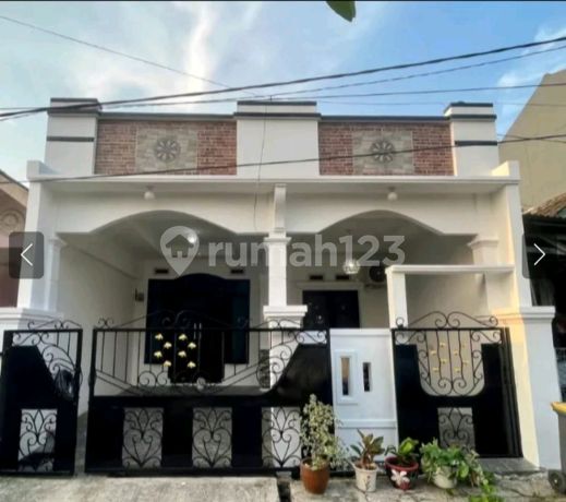 Rumah di Jual Vida Bumipala Padurenan Rumah di Jual Vida Bumipala Padurenan