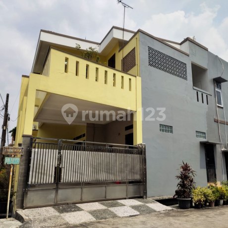 Rumah 2 Lantai Di Puri Juanda Regency Wismajaya Di Bekasi Timur Rumah 2 Lantai Di Puri Juanda Regency Wismajaya Di Bekasi Timur