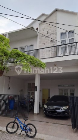 Rumah 2 Lantai Graha Cibubur View Jatiraden, Jatisampurna, Bekasi