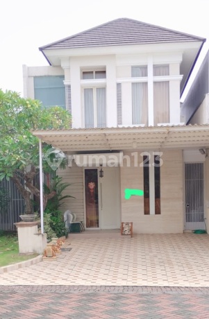 Dijual Rumah Pakuwon Indah Granada Row Jalan Kembar Semi Furnished Bagus Siap Huni
