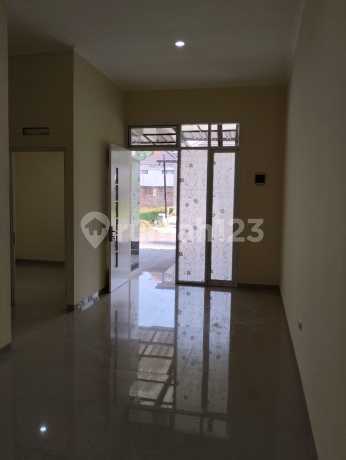 Jual Rumah di Komplek Mentari Permai Residence