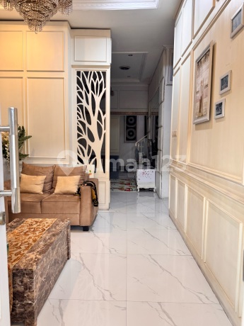 Rumah Full Furnish 5 Menit Pintu Tol Jorr-10 Menit Halte Transjakarta SHM Bagus