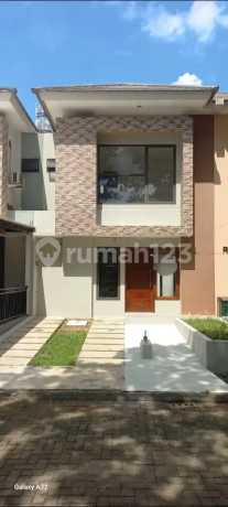 Rumah 2 Lantai Shm Unfurnished Siap Huni Lokasi Bagus Premier Serenity Bekasi