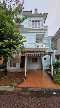 Dijual Rumah 3 Lantai Montana Village SHM Gading Serpong Dijual Rumah 3 Lantai Montana Village SHM Gading Serpong
