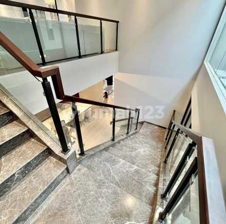 Dijual Rumah Baru MEwah The Chofa Residence Furnish 