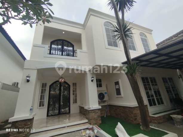 Rumah Mewah Taman Mediterranean Lippo Karawaci
