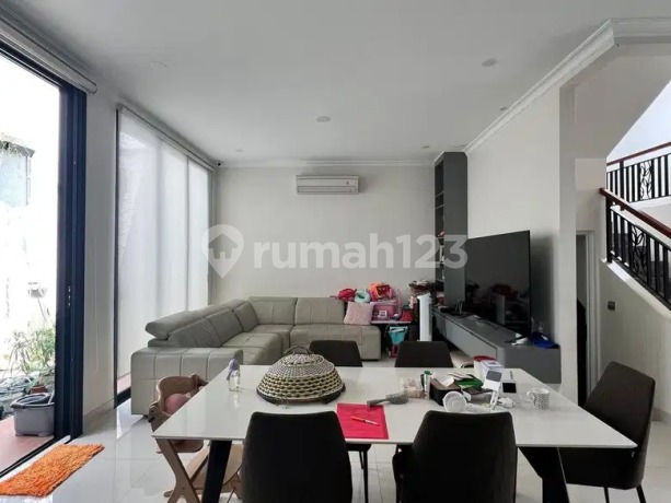 Rumah 2 Lantai Full Renovasi Scientia Garden Volta Gading Serpong BSD City Tangerang Banten