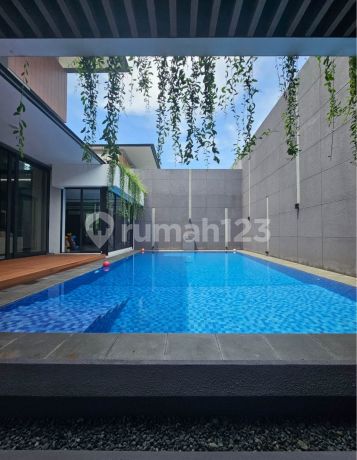 Rumah 3 Lantai Full Renovasi Nava Park Layton Bsd City Gading Serpong Tangerang Banten