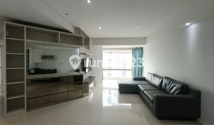 Kondominium Taman Anggrek, 3+1 Bedrooms, Furnish Bagus Kondominium Taman Anggrek, 3+1 Bedrooms, Furnish Bagus
